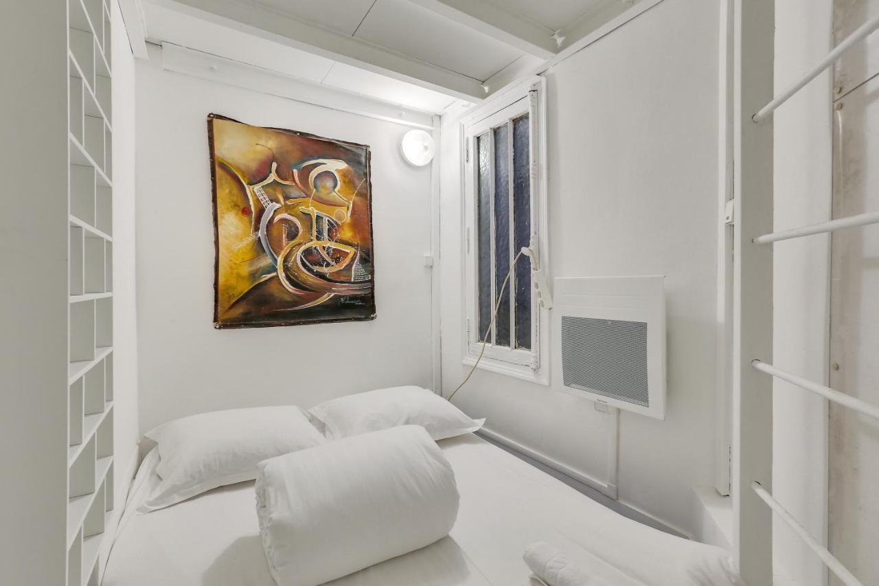 Triplex In Boulevard De Magenta By Guestready Appartamento Parigi Esterno foto