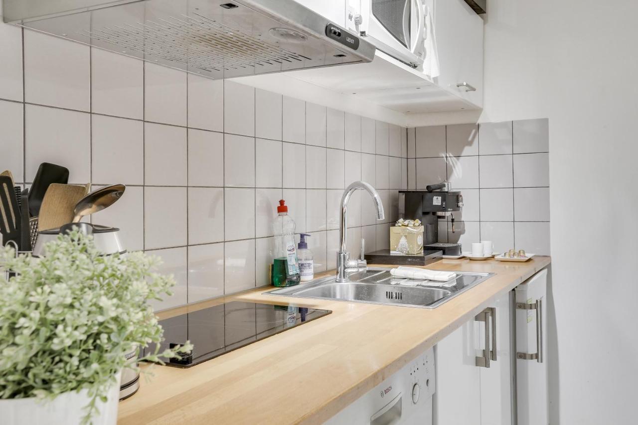 Triplex In Boulevard De Magenta By Guestready Appartamento Parigi Esterno foto